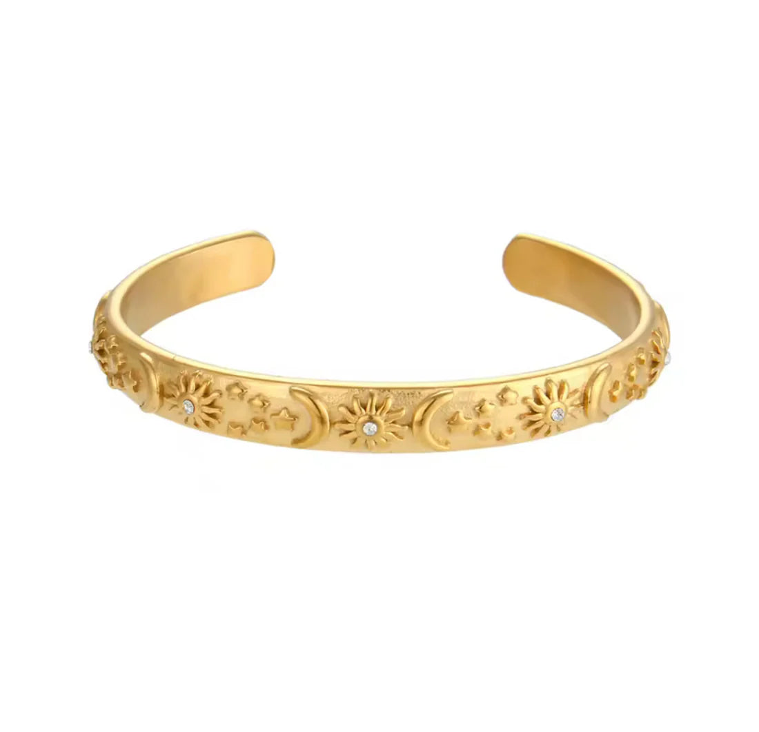 Boho Celestial Sun & Moon Gold Bracelet