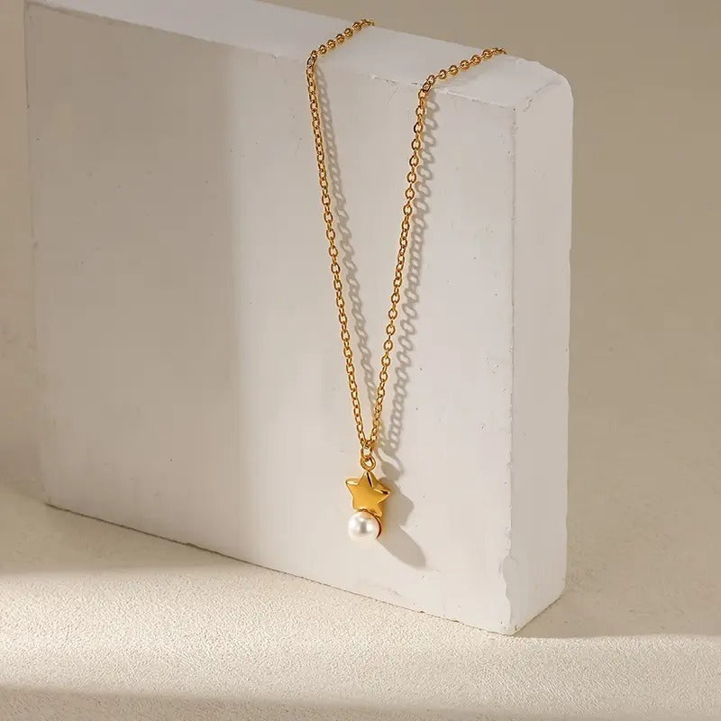 Star Pendant Necklace