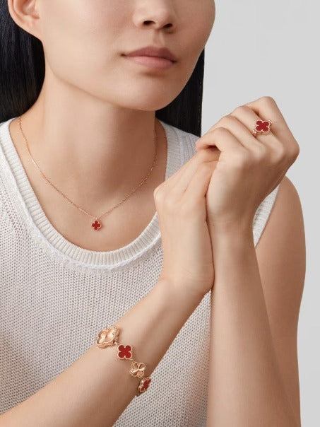 Red Clover Necklace