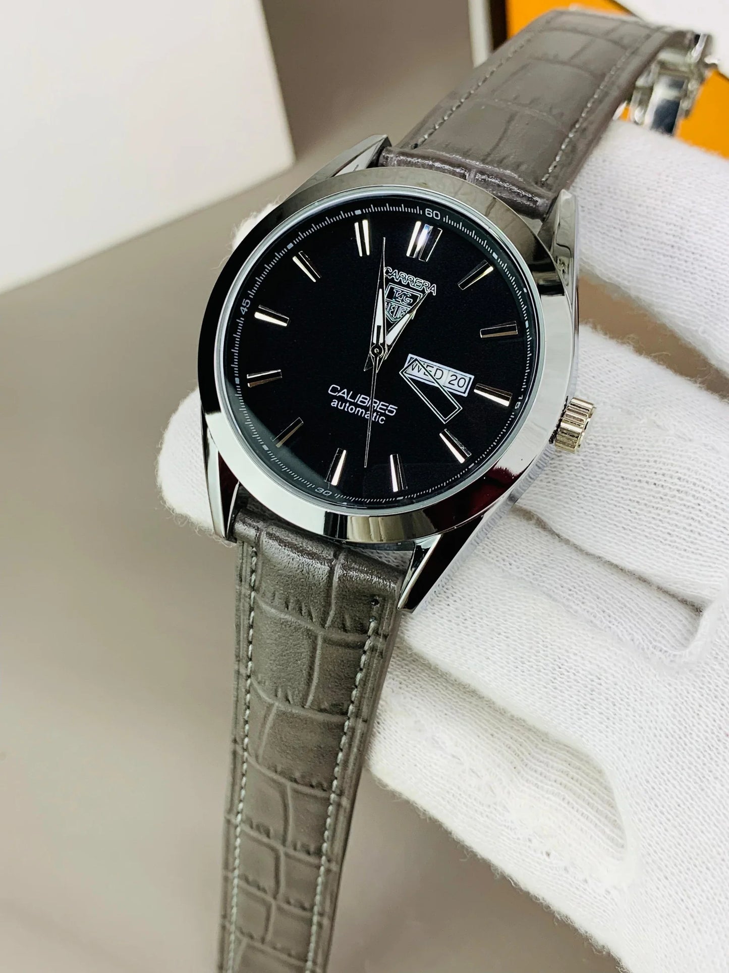 TAG Heuer Carrera