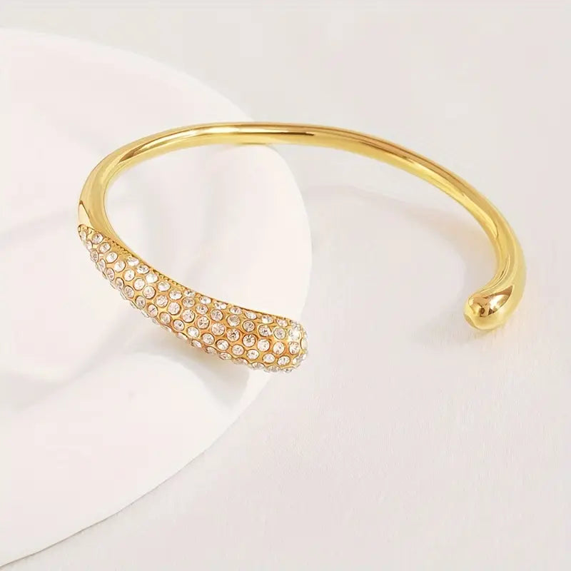Minimalist Gold Cuff with Glamorous Crystals