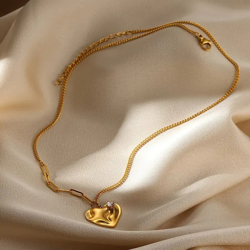 Vintage Golden-Tone Heart Pendant Necklace