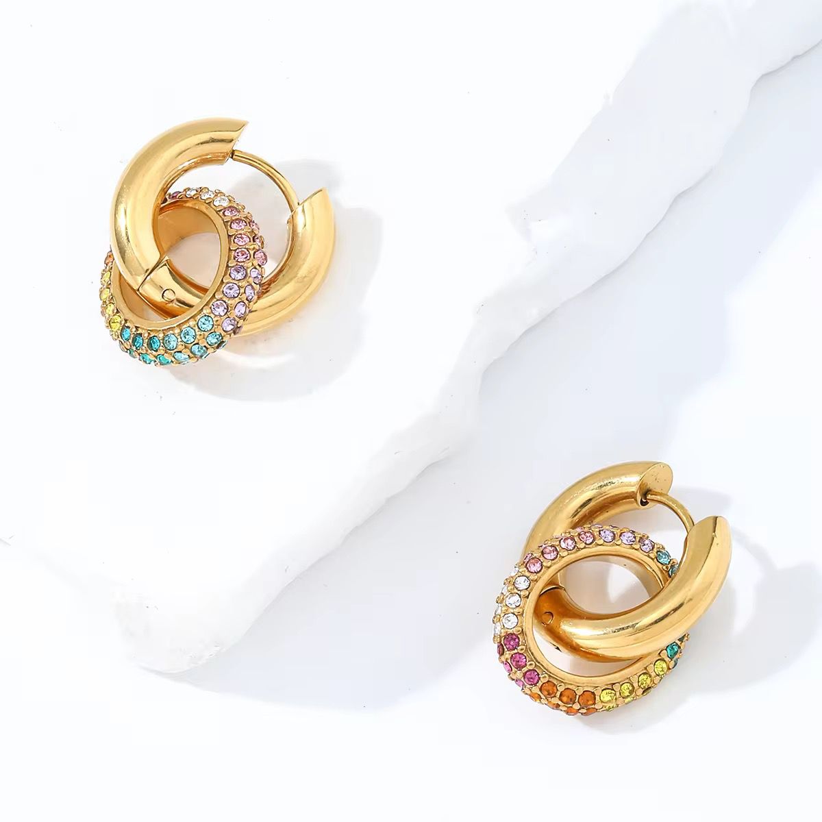 Dual Hoops