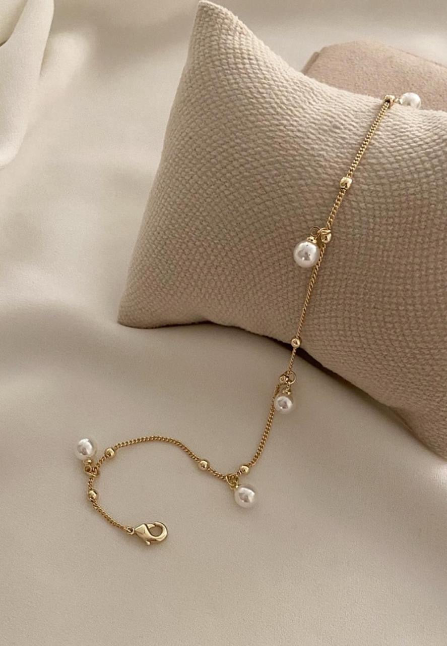 Elegant Pearl & Gold Beaded Anklet