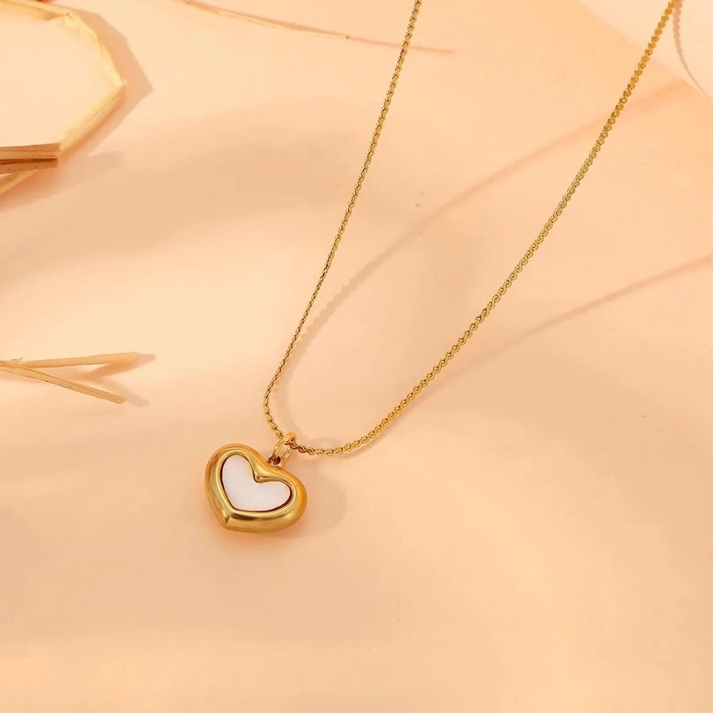 Heartfelt Glow Necklace
