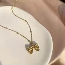 Dainty Bow Necklace