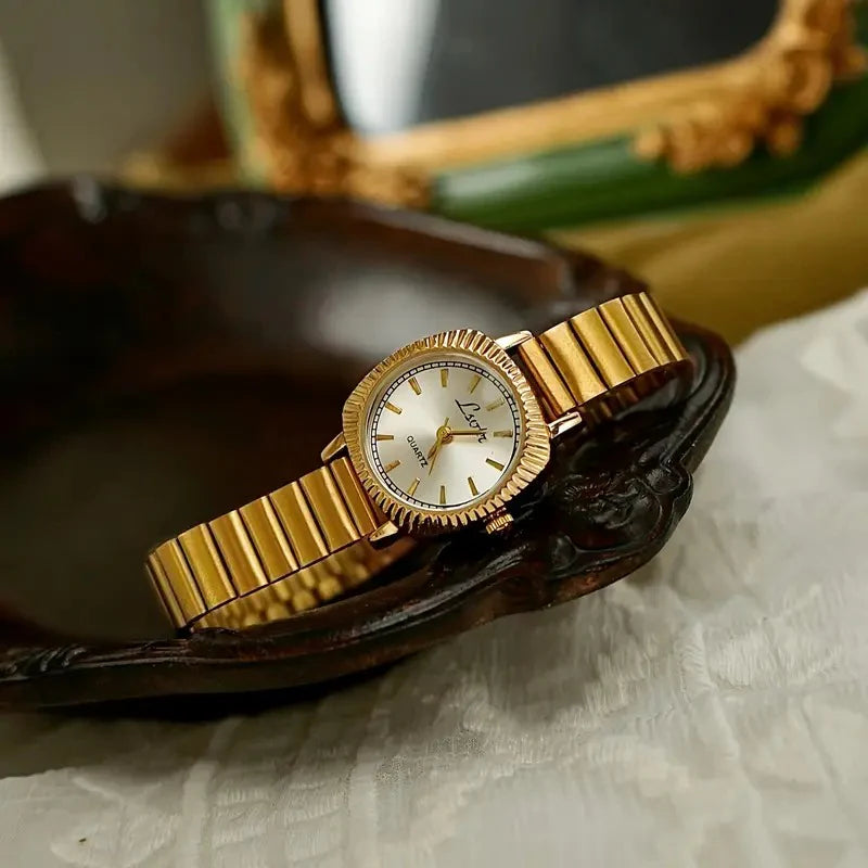 Lsotr Luxe Watch