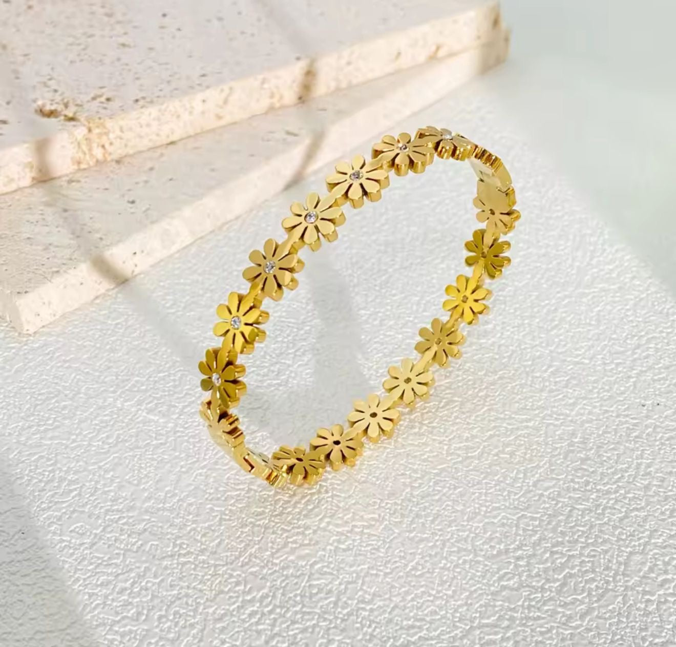 Boho Daisy Flower Gold Bangle