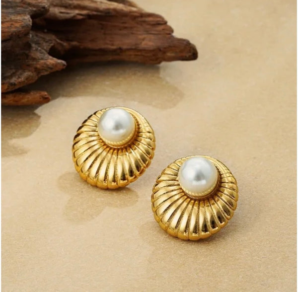Sunlit Pearl Studs