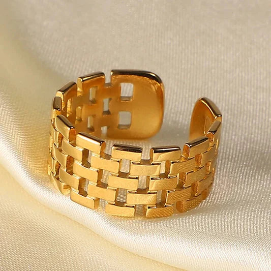 Manuela Ring (Adjustable)