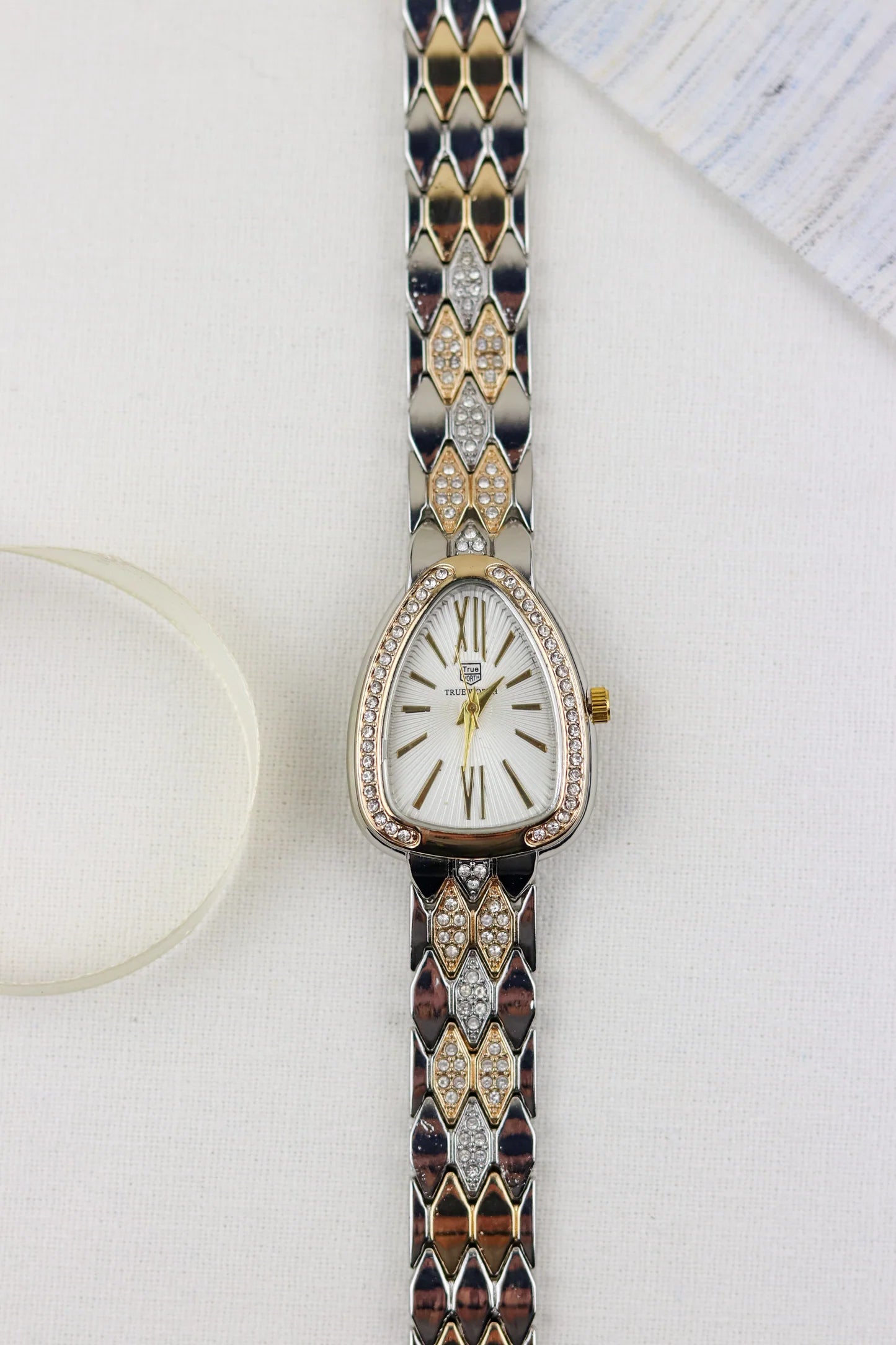True-Worth White Crystal Cascade