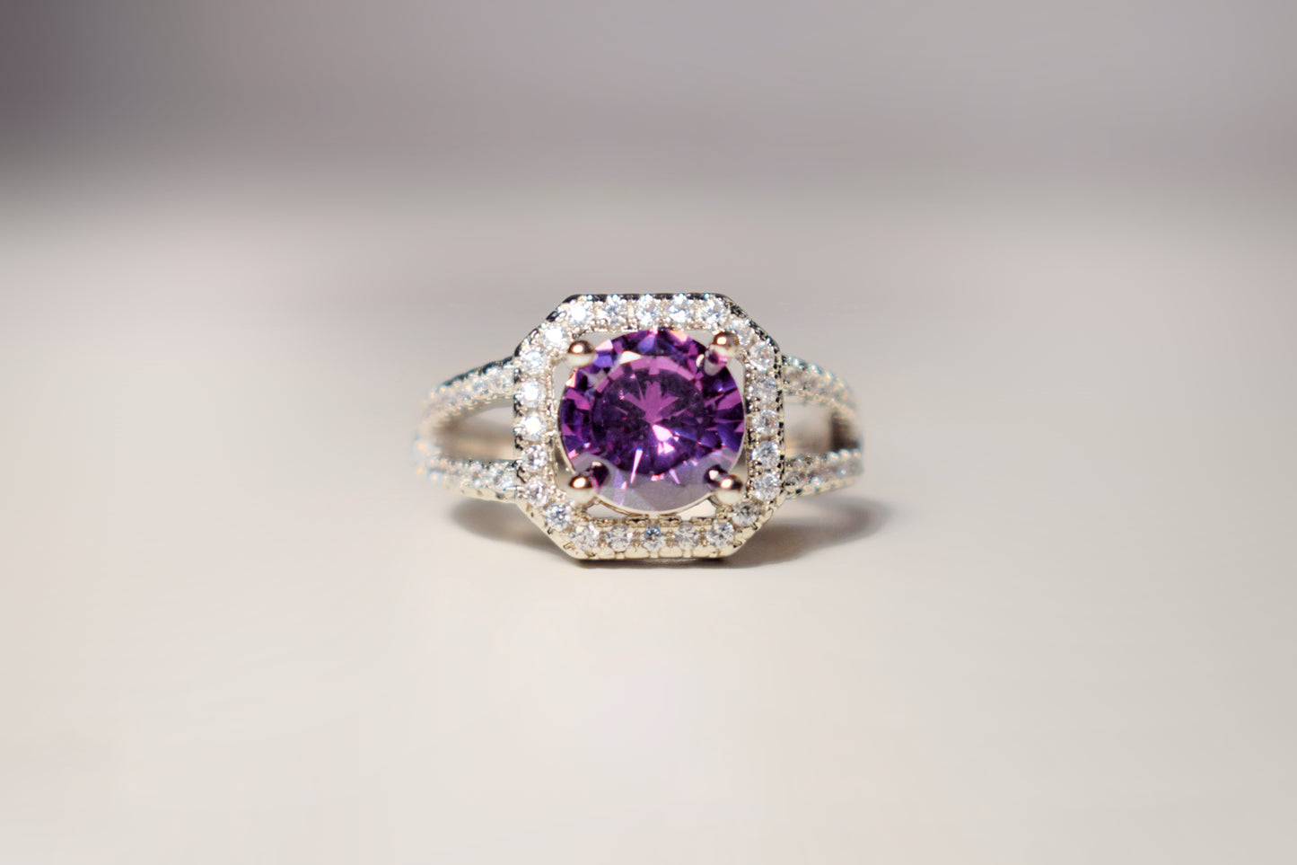 Luxe Stone Ring (Adjustable)