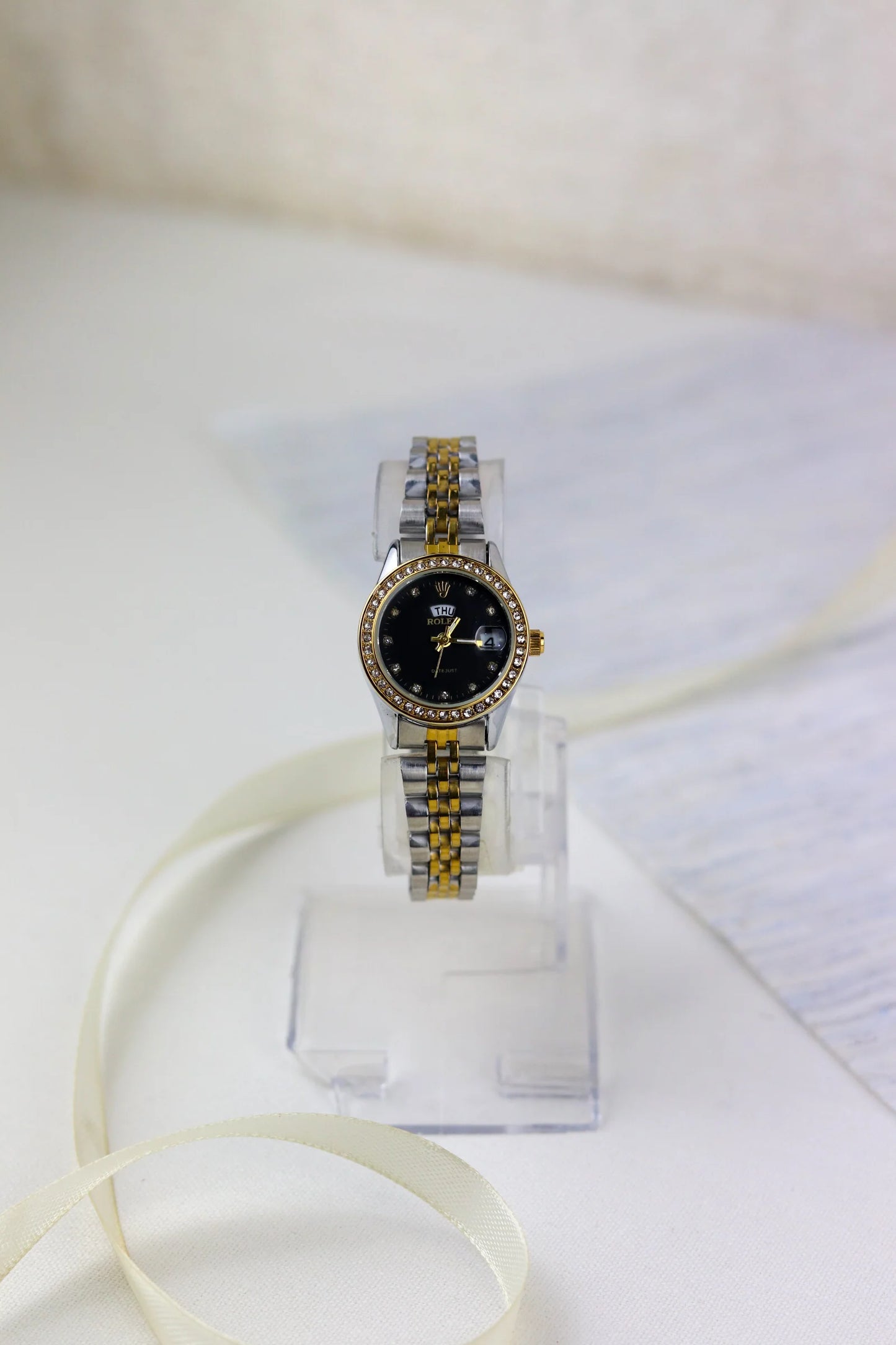 Ro-lex Twotone Timepiece Day-Date