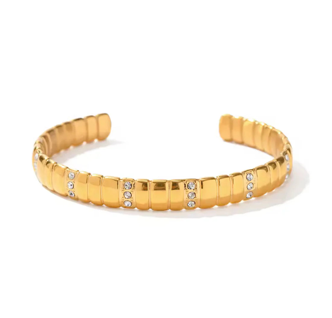 Women's Elegant Gold Cuff Bracelet