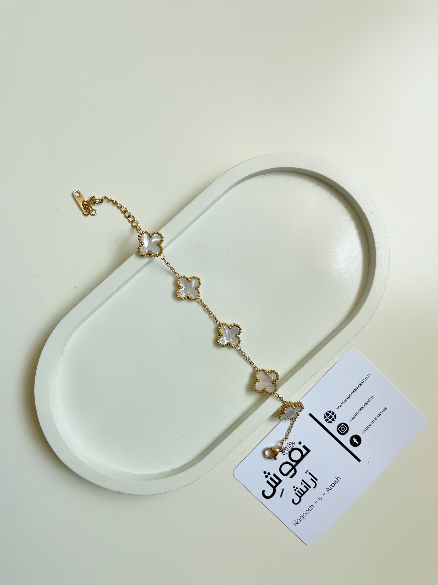 Luxe ’Mother Of Pearl’ Clover Bracelet